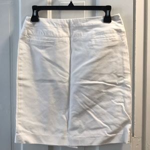 Kenar. White pencil skirt. Size 2
